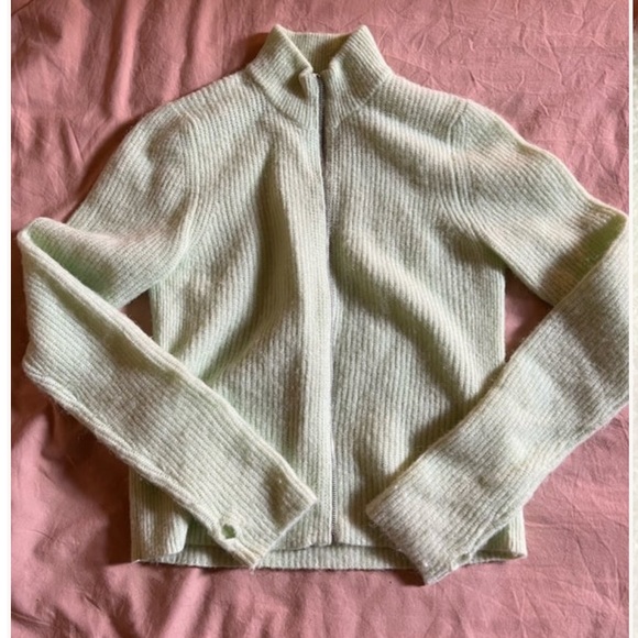GANNI Sweater - Picture 2 of 3